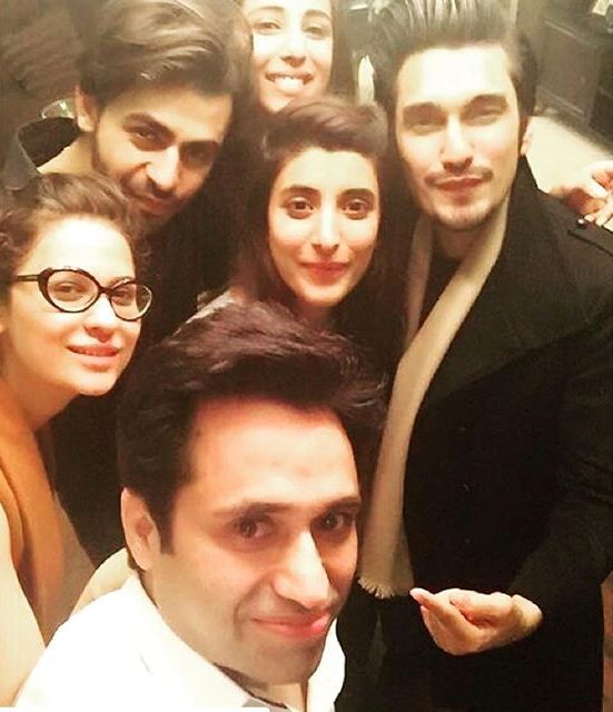 Asim-jofa-pictures-with-freids-and-family (2)