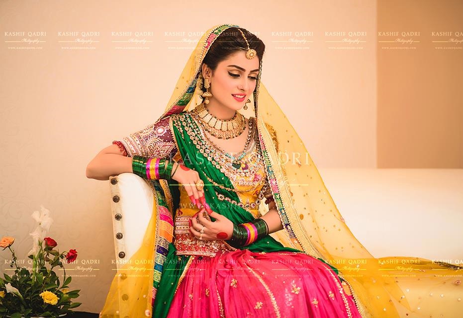 Ayeza-Khan-Mehndi-photo-shoot (4)